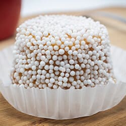 Gragea Blanca con Azúcar Refinada